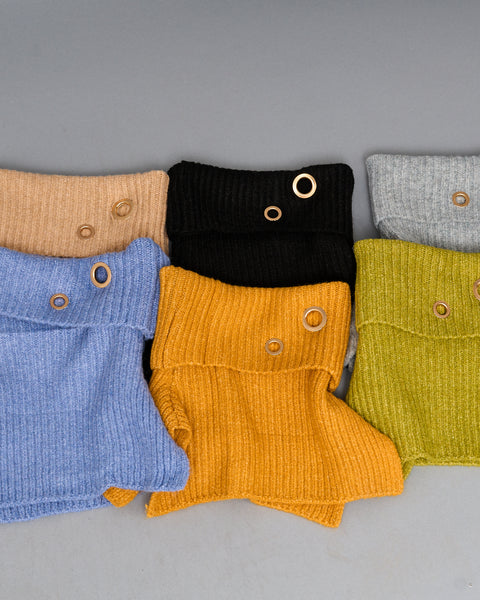 Accesorios Cuello Con Ojetillos Dorados